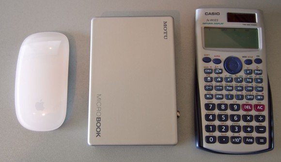Größenvergleich: Magic Mouse, Microbook und mein Taschenrechner