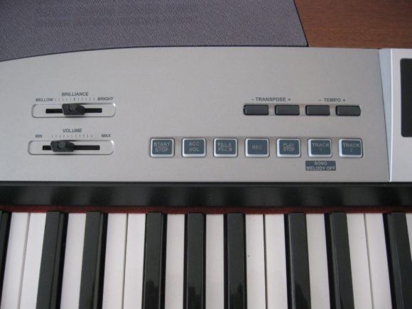 Die Bedienung der 20 interen Piano Styles des SP-5100.