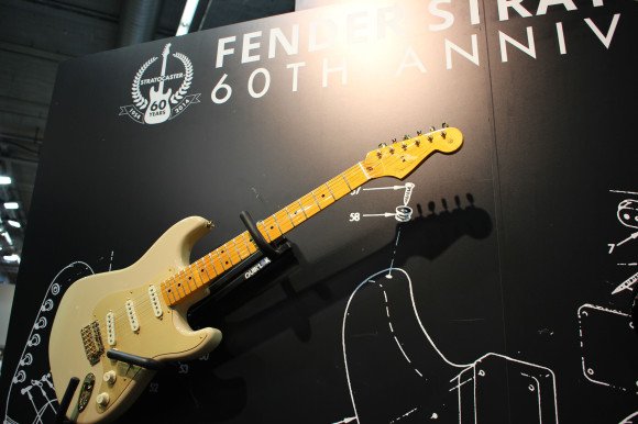 Fender-Strat-60-Years