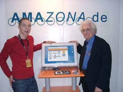 Bob Moog trifft sich im März 2002 mit AMAZONA.de