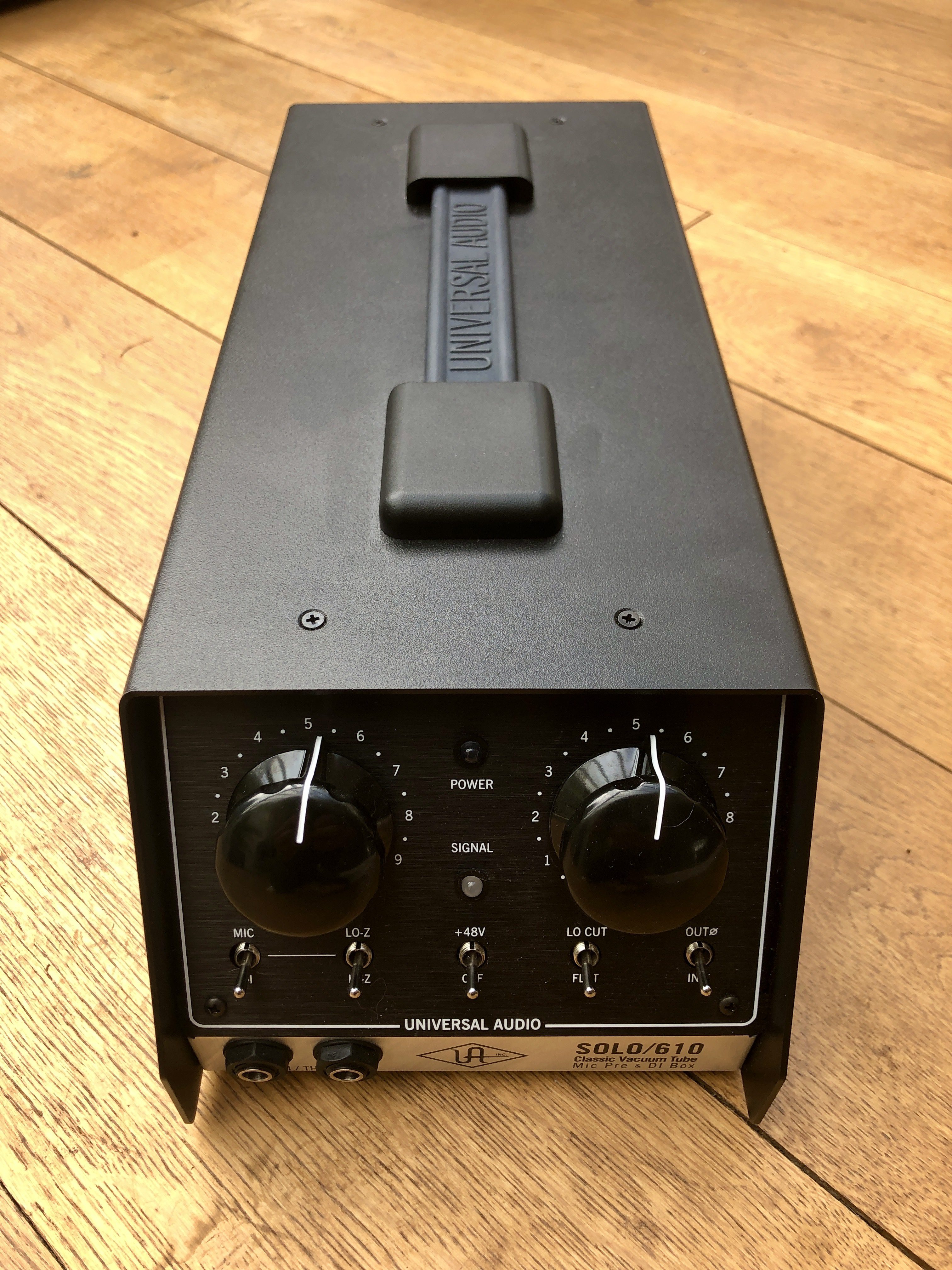 Universal Audio Solo 610 preamp