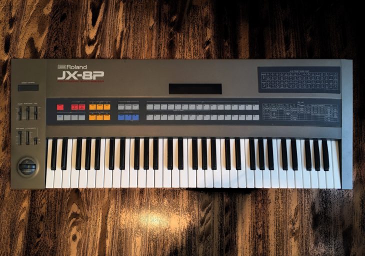 Der Roland JX-8P Synthesizer