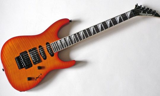 Test: Jackson, Pro Series DK-2 Dinky, E-Gitarre