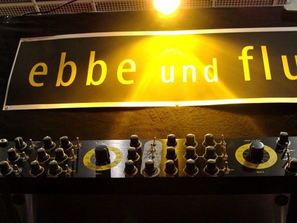 Massive Hardware aus Berlin: EBBE UND FLUT