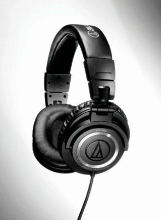 -- Audio Technica ATH-M50 --