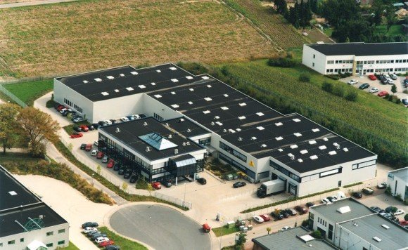 1997 die Behringer Zentrale in Willich, Deutschland