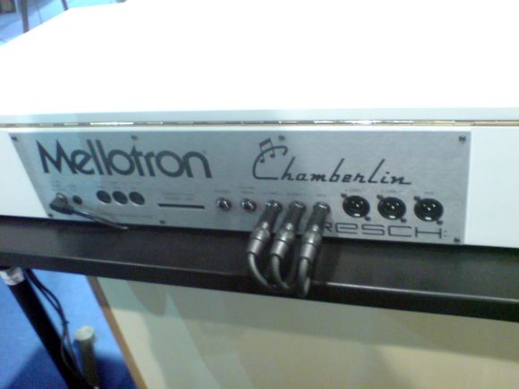 Mellotron Chamberlin digital Rückseite