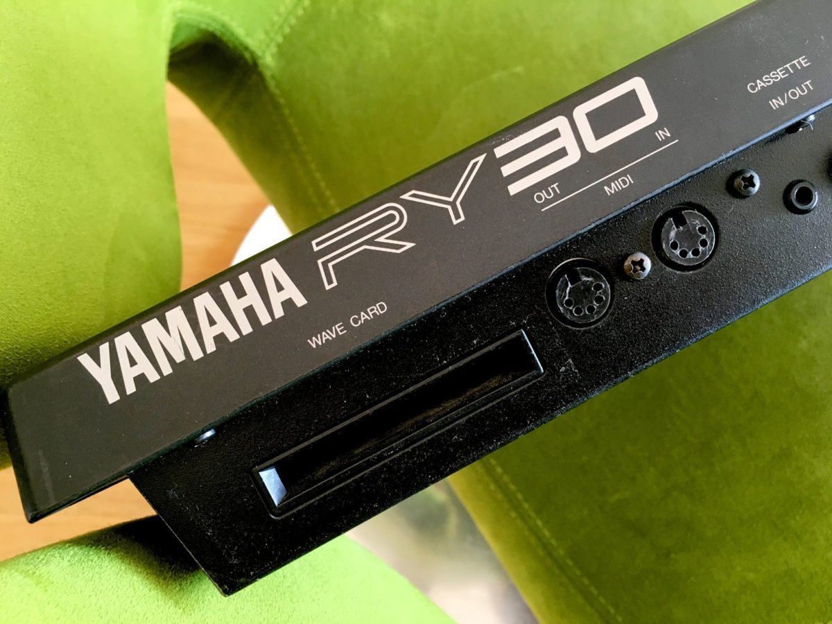 Yamaha RY-30 6