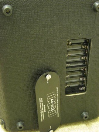 Lose Verbindung: Der Batteriefachdeckel