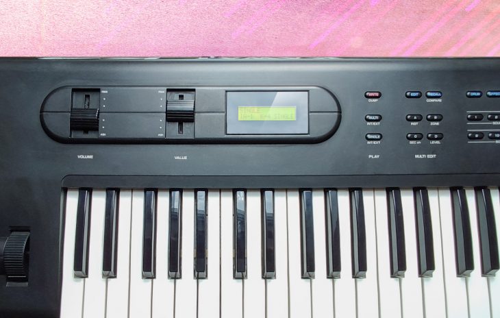 Kawai K4, K4R Synthesizer Display