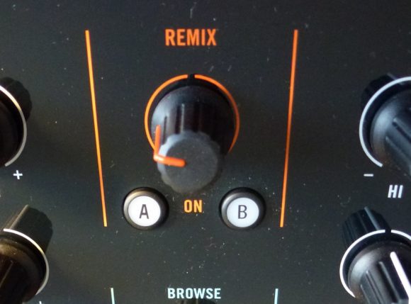 Der Remix Controll Poti samt Buttons zur Aktivierung der Remix Decks