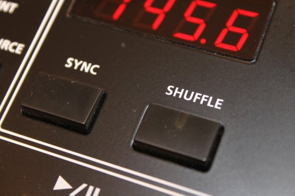 Schwing dein Ding - die SBX-1 bietet Hardware Shuffle.