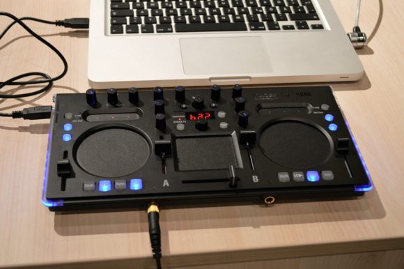 Mit dem Kaoss DJ Controller gibt es aus dem Hause Korg wieder ein Produkt für den DJ-Bereich
