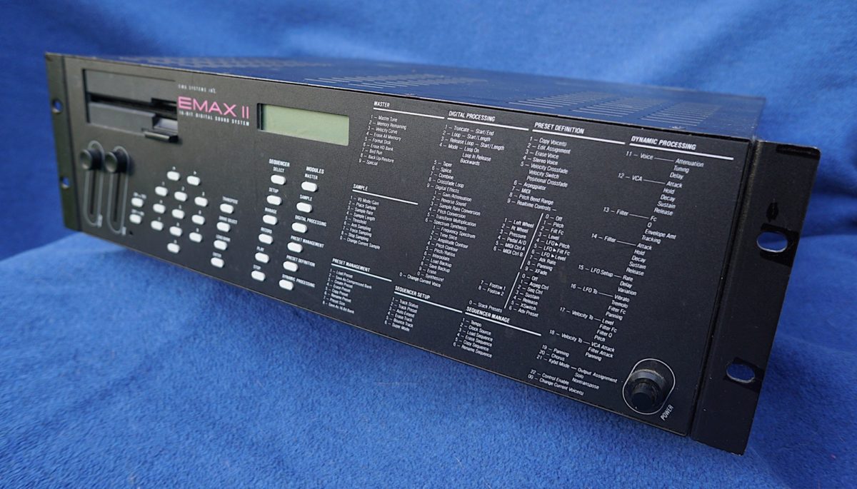 E-Mu EMAX II, Sampler & Synthesizer von hinten