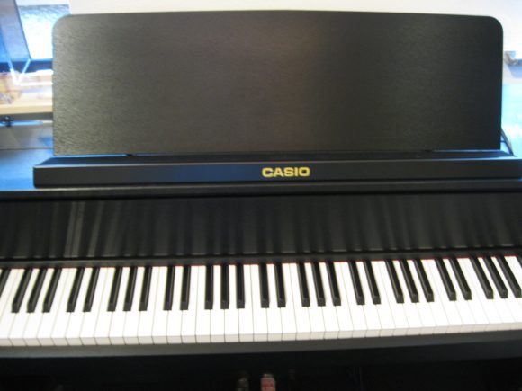 Casio-GP300-4