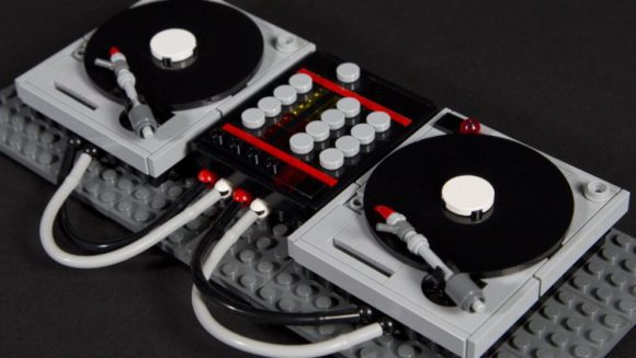 Lego DJ