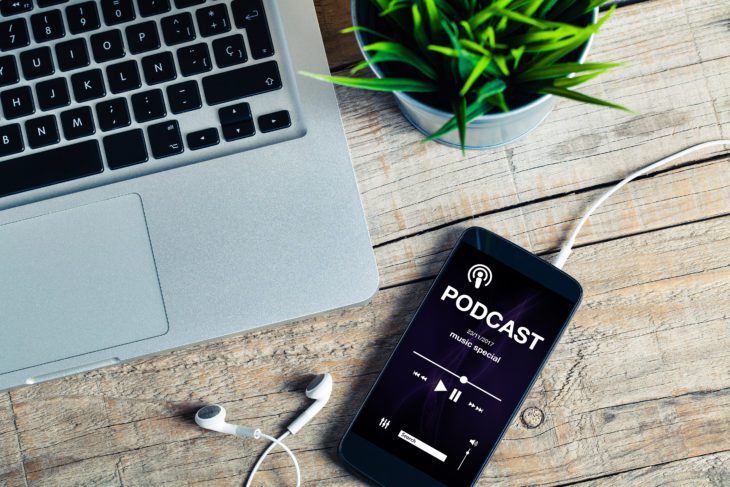 Wie macht man Podcasts Blogs Mikrofone Mischpulte