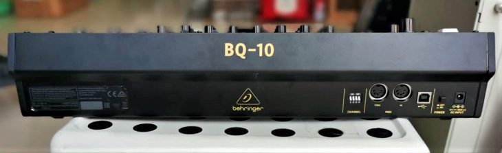 behringer bq-10 analog sequencer rear