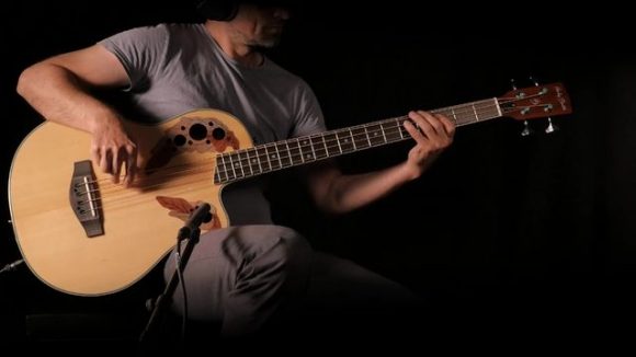 Ratgeber Akustikbass: Die besten Akustik-Bassgitarren 2021