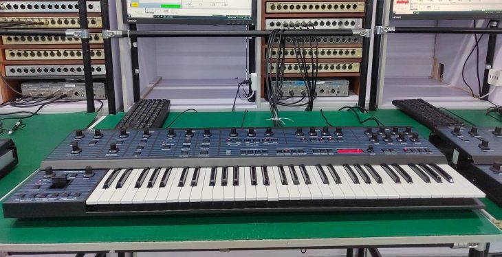 behringer ub-xa synthesizer prototyp factory