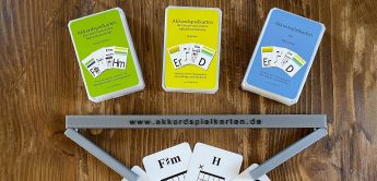 Spielkarten helfen beim Lernen von Akkorden