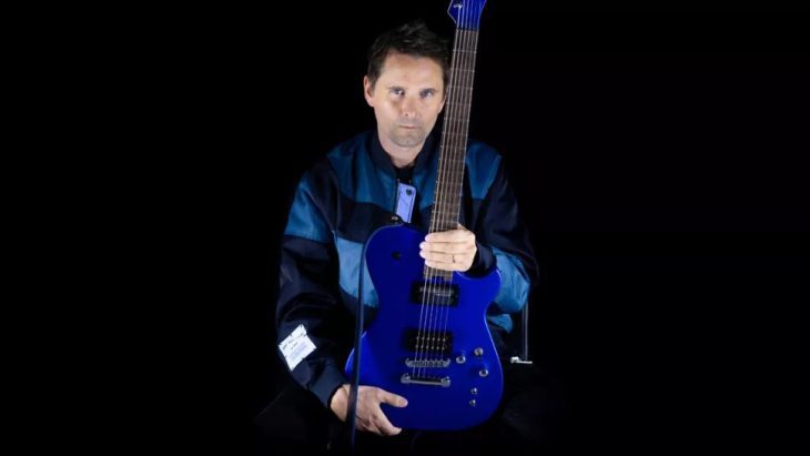 Test: Cort MBM-2H Matthew Bellamy B.Blue, E-Gitarre