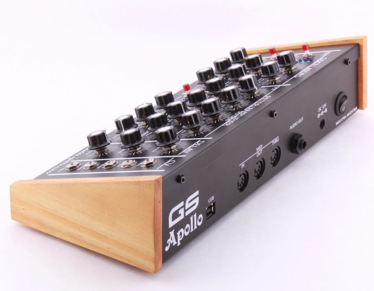gs music apollo II synthesizer rear
