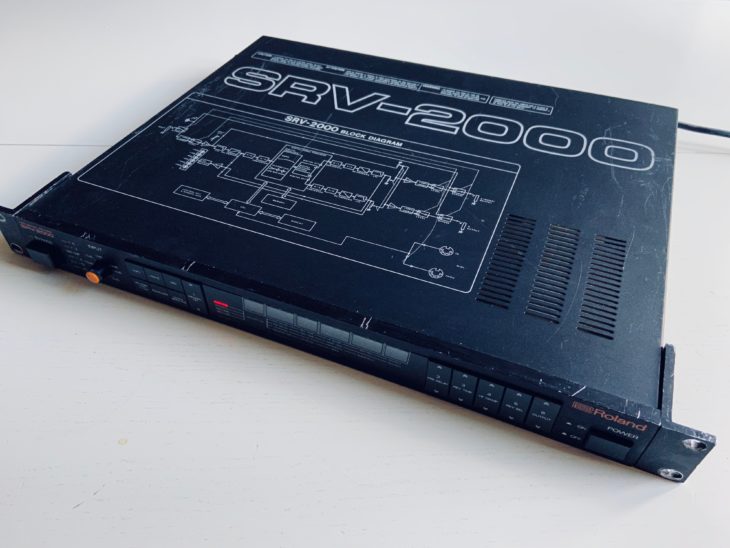 Immer noch ein gesuchtes Vintage-Digitalreverb: Das Roland SRV-2000.