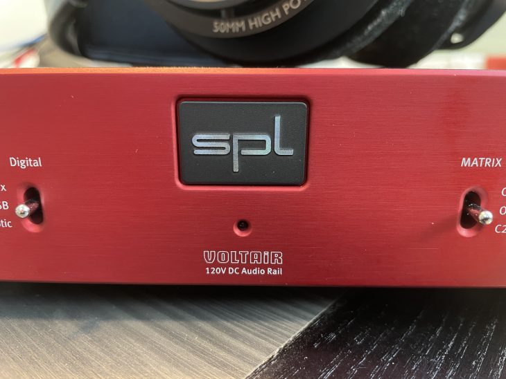 SPL_phonitor_se_front_center