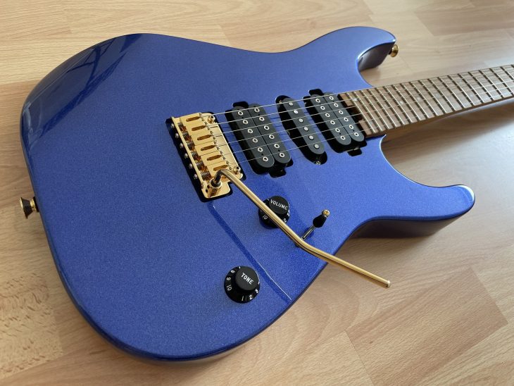 Charvel Pro-Mod DK24 HSH 2PT CM MB E-Gitarre