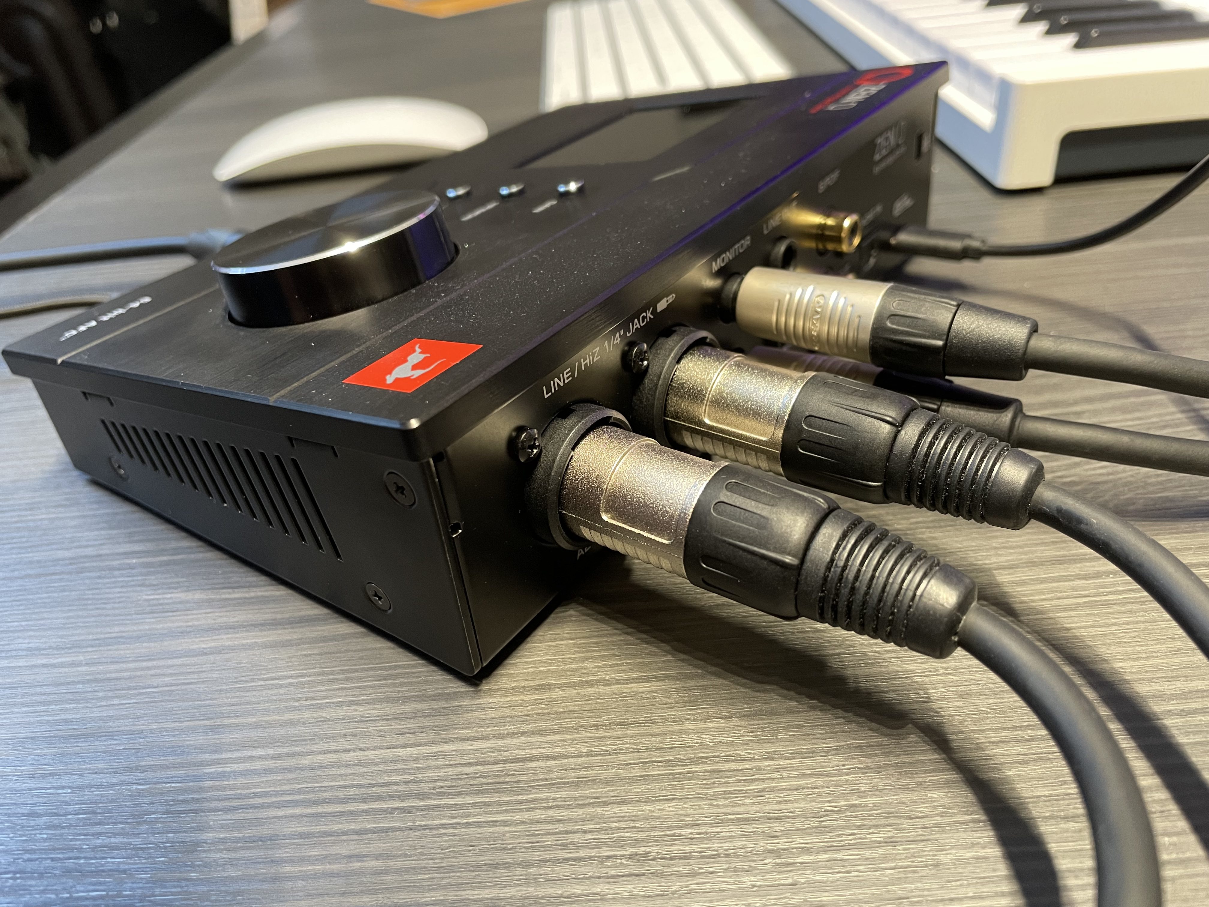 Test: Antelope Audio ZEN Q USB Synergy Core, USB-Audiointerface