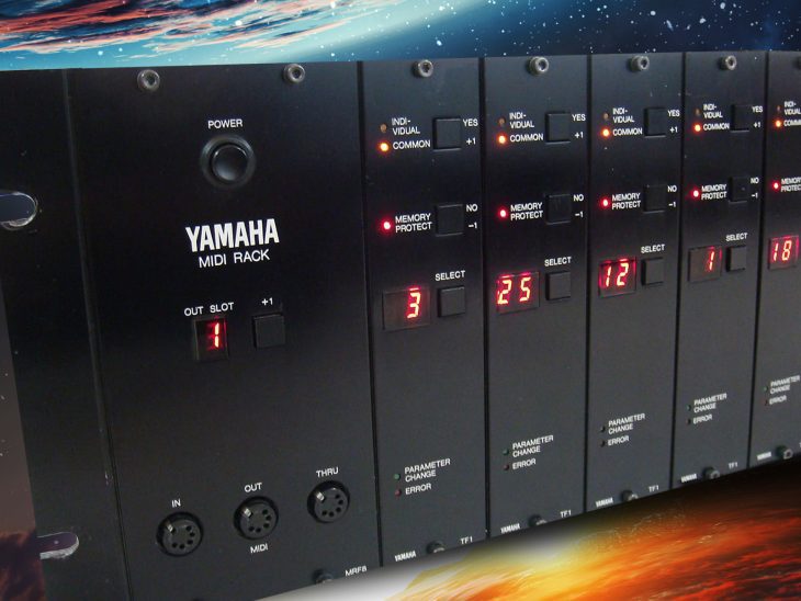 Yamaha TX816 front view close