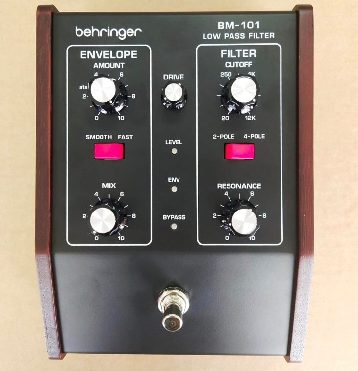 Behringer BM-101 Low Pass Filter MIDI Pedal top