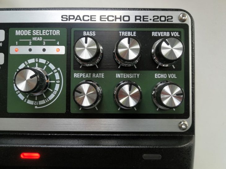 Boss RE-202 Space Echo