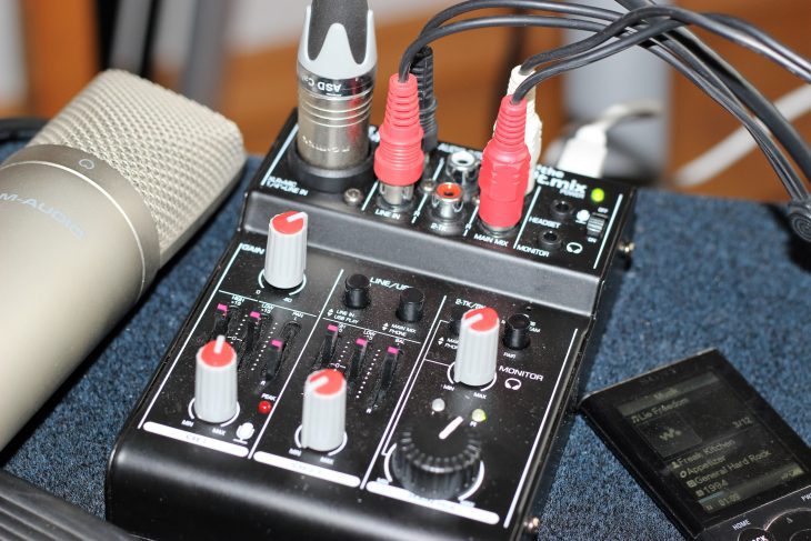 Test: the t.mix MicroMix 2 USB Mischpult