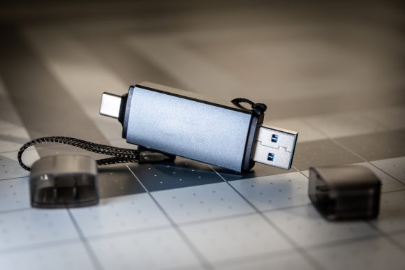 USB-Stick mit USB-C und USB-A Anschluss