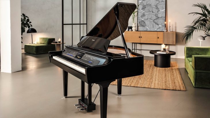 yamaha cvp-909GP clavinova digital piano room