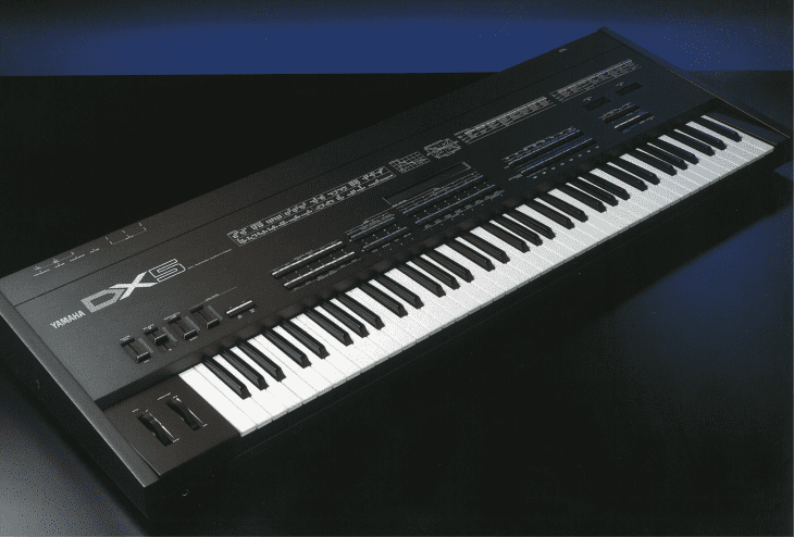vintage-fm-synthesizer-yamaha-dx-5-prospekt