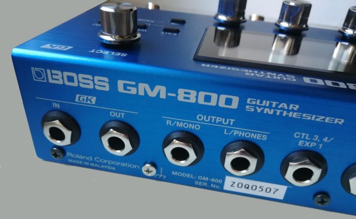Boss GM-800 Guitar Synthesizer, Anschlüsse 