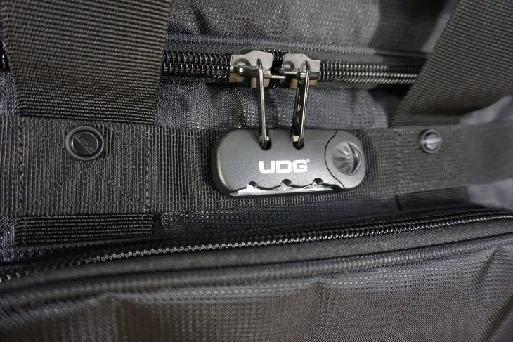 UDG Producer Backpack Trolley verbautes Schloss mit dreistelligem Code