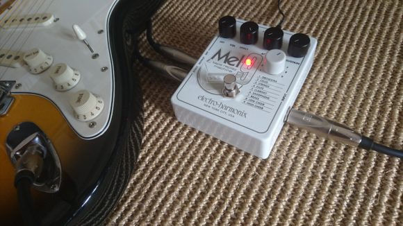 EHX Mel9 mit Stratocaster sunburst