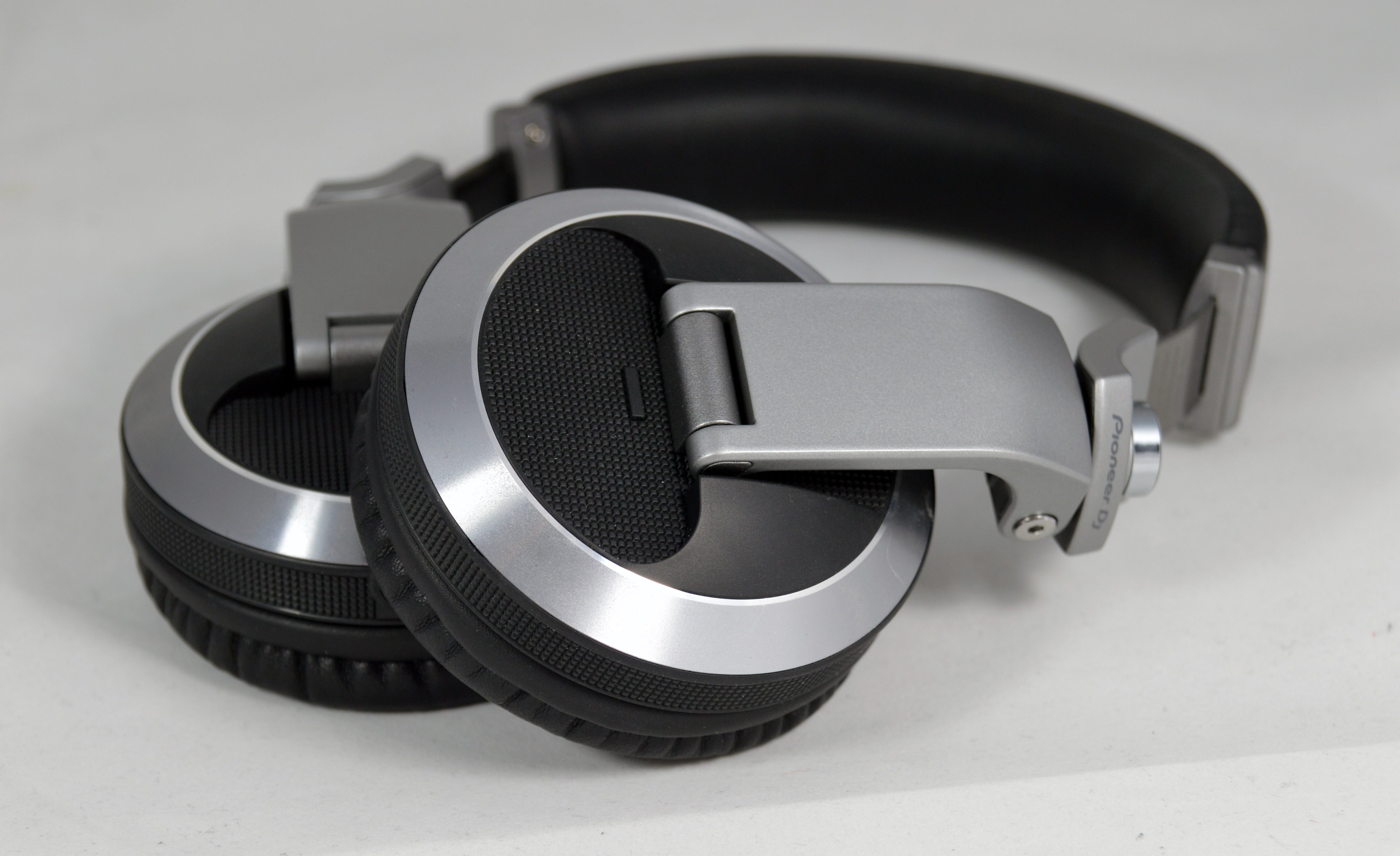DJ-Headphone Test: HDJ-X7, Pioneer