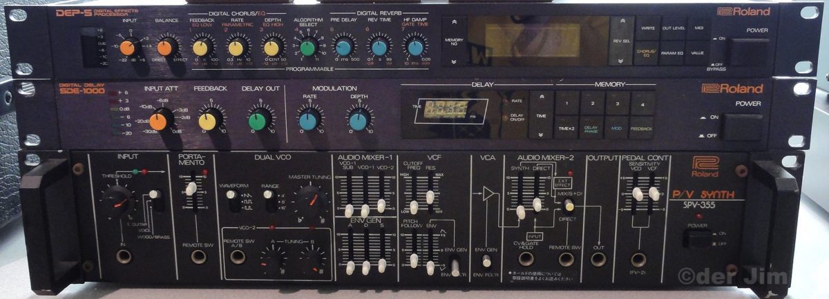 42 Roland FX Synth